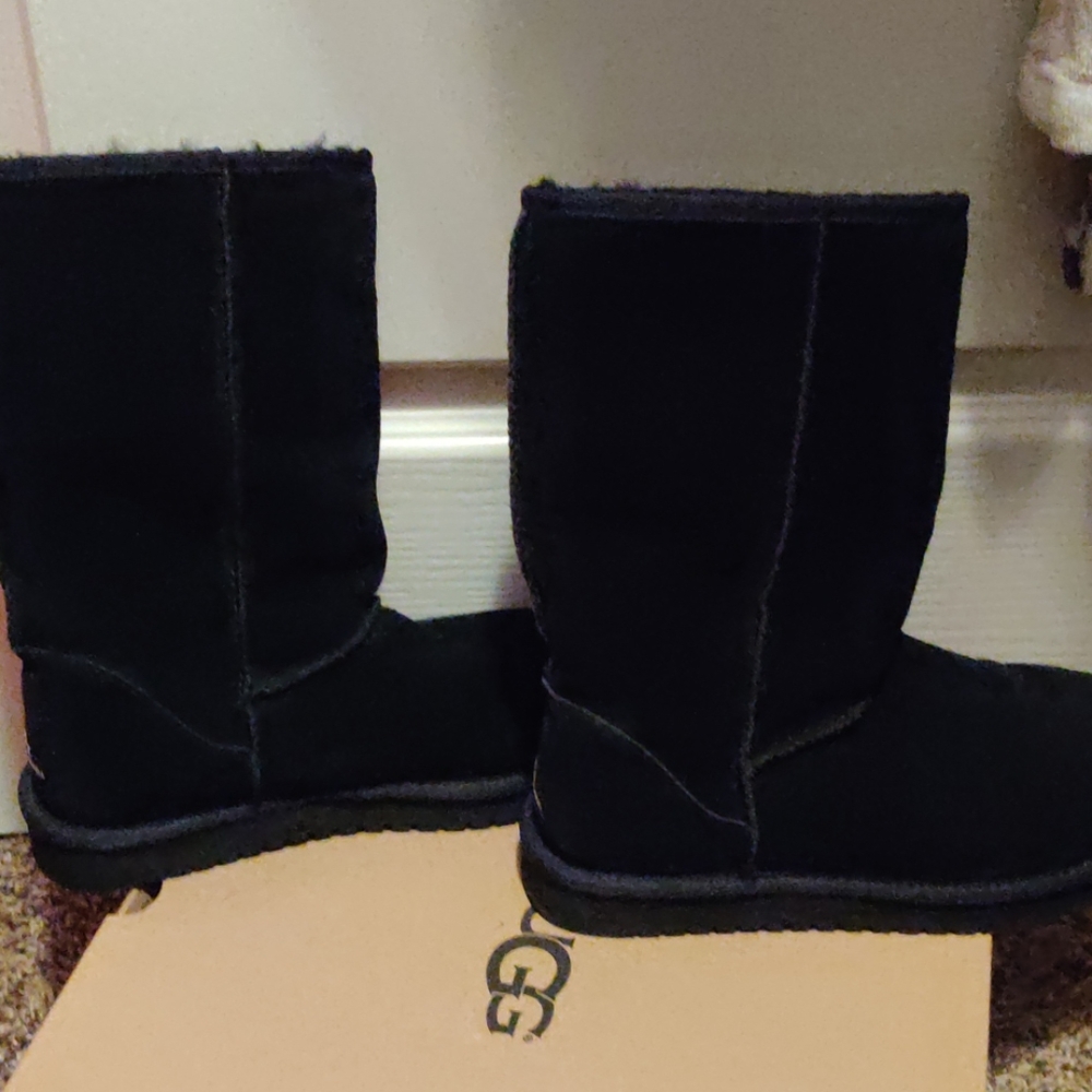 Koolaburra by UGG tall boots